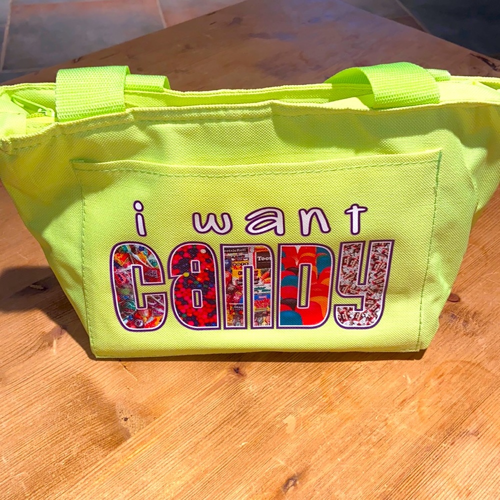 NWOT Insulated I Want Candy lunch bag drink zipper school work canvas tote